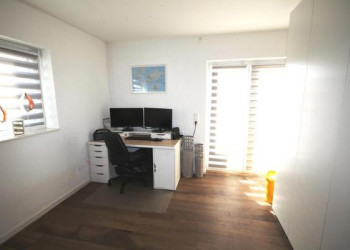 Zimmer im EG (Büro/Gäste)